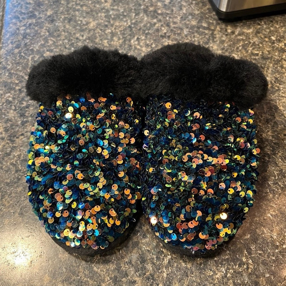 Like New UGG Australia Scuffette II Stellar Sequin Slip on Slippers Black - Picture 10 of 11